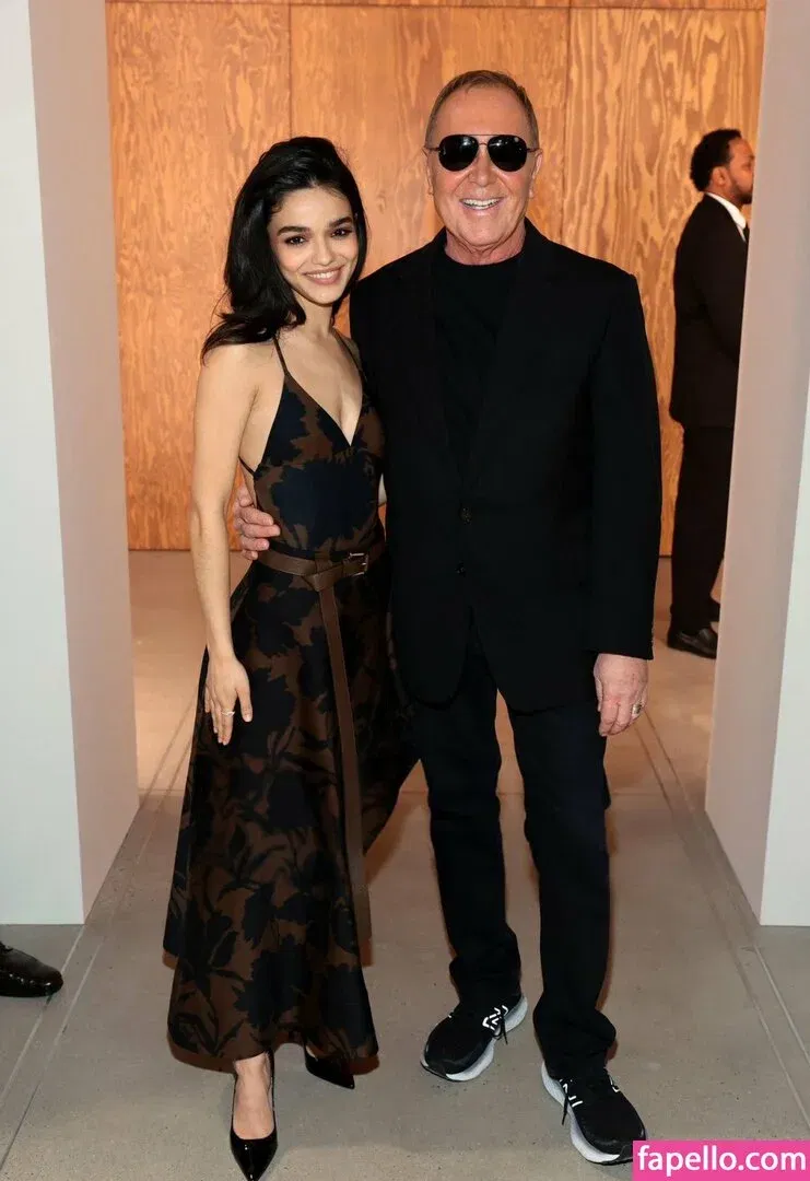 Rachel Zegler Onlyfans Photo Gallery 