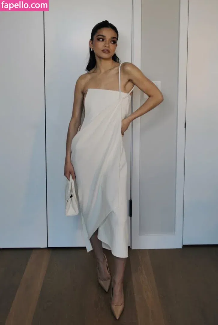 Rachel Zegler Onlyfans Photo Gallery 