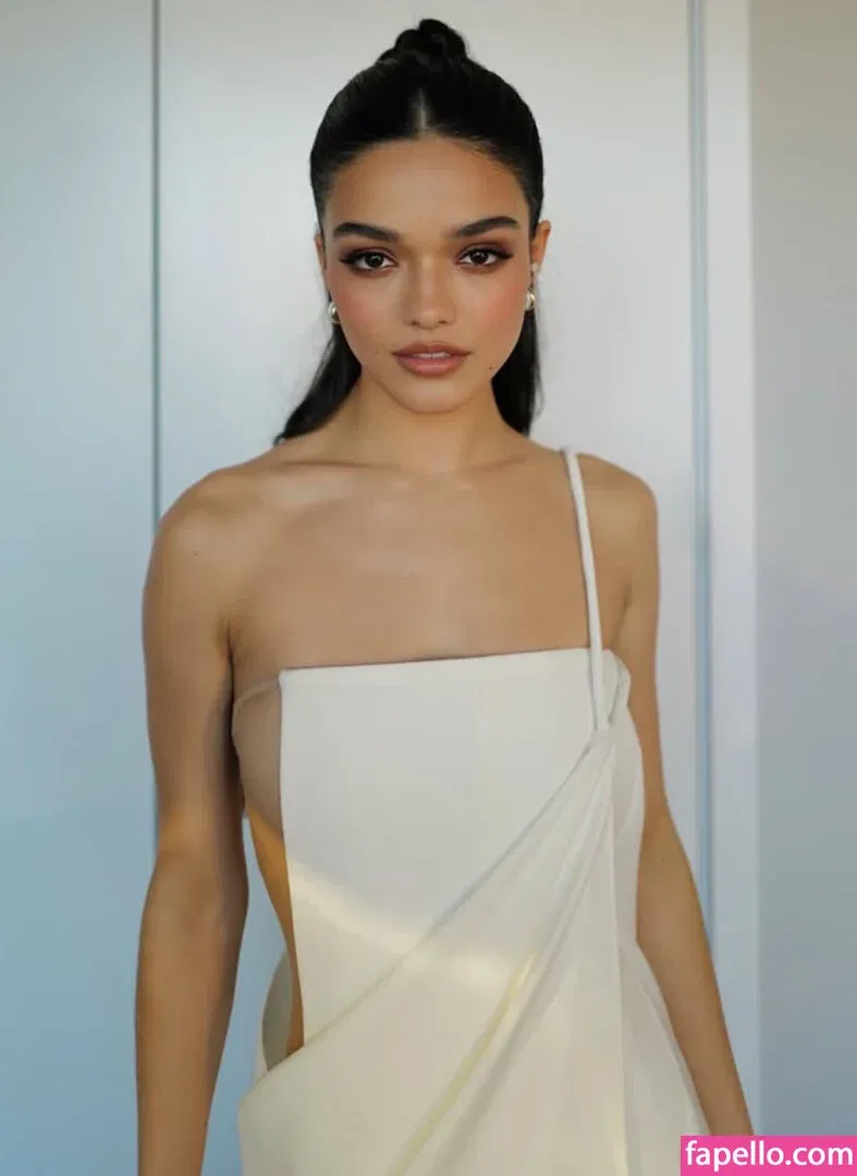 Rachel Zegler Onlyfans Photo Gallery 