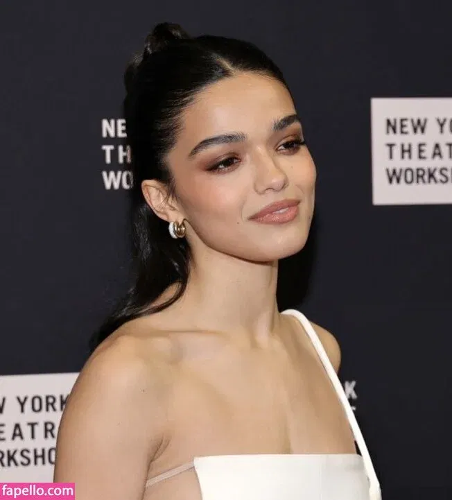 Rachel Zegler Onlyfans Photo Gallery 