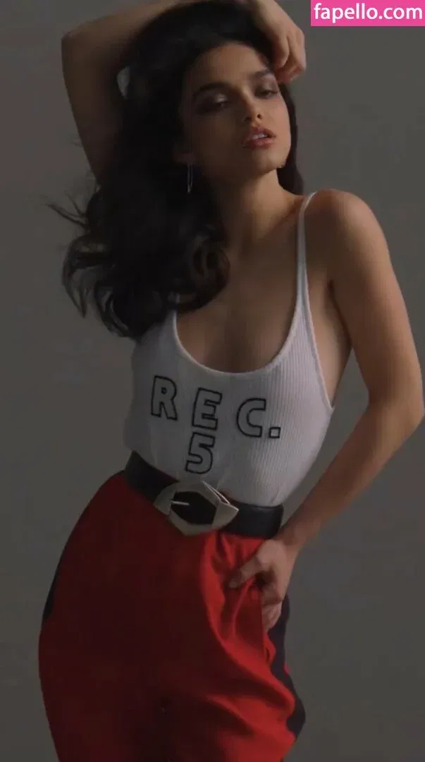 Rachel Zegler Onlyfans Photo Gallery 