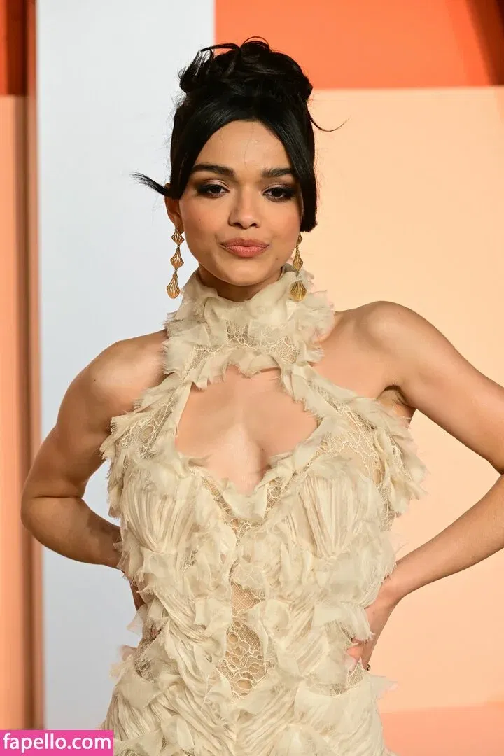 Rachel Zegler Onlyfans Photo Gallery 