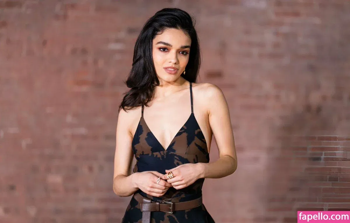 Rachel Zegler Onlyfans Photo Gallery 