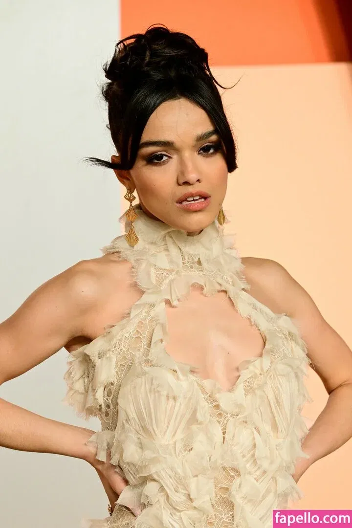 Rachel Zegler Onlyfans Photo Gallery 