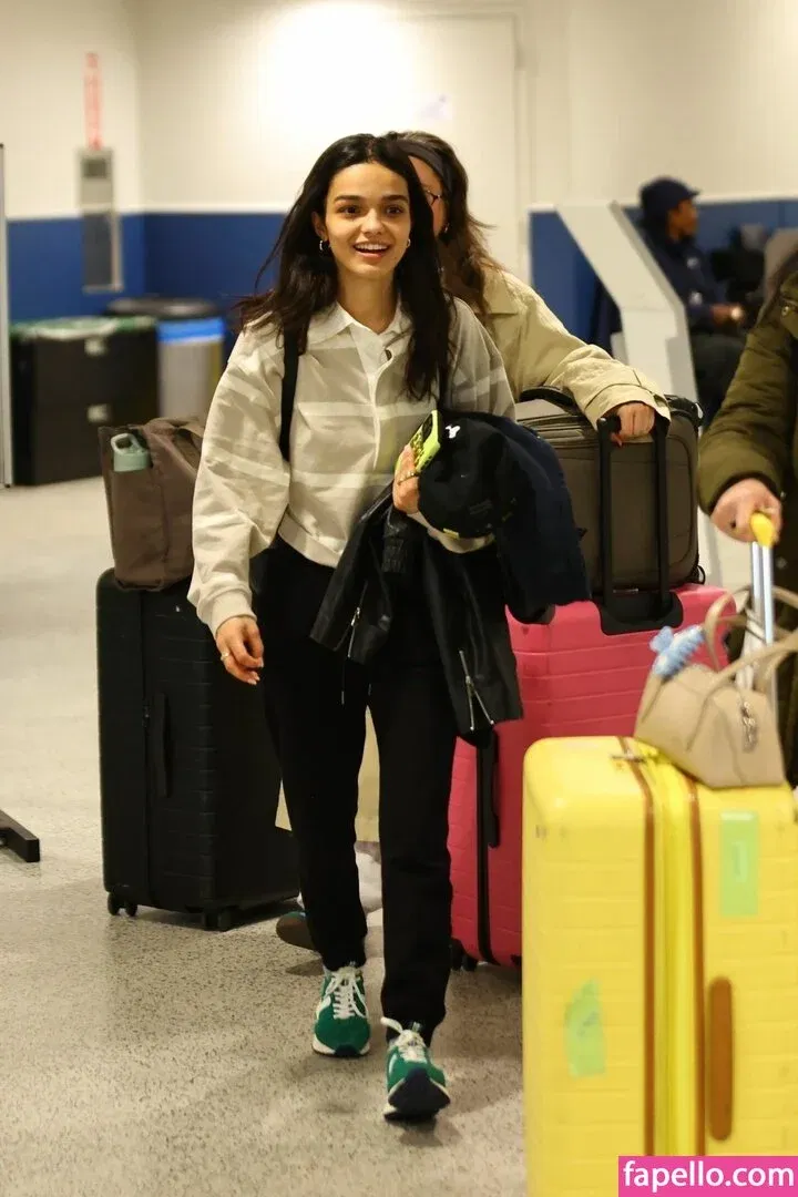 Rachel Zegler Onlyfans Photo Gallery 