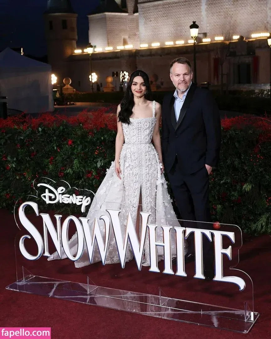 Rachel Zegler Onlyfans Photo Gallery 