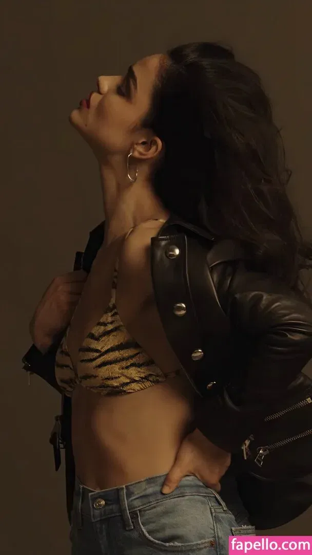 Rachel Zegler Onlyfans Photo Gallery 