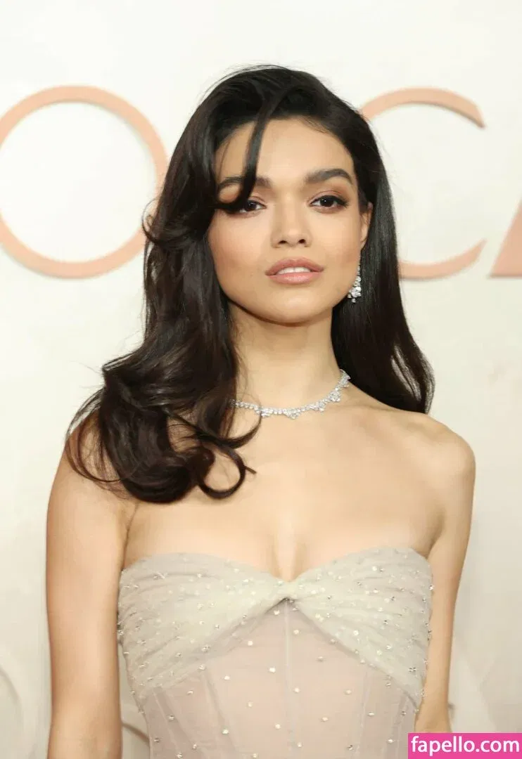 Rachel Zegler Onlyfans Photo Gallery 