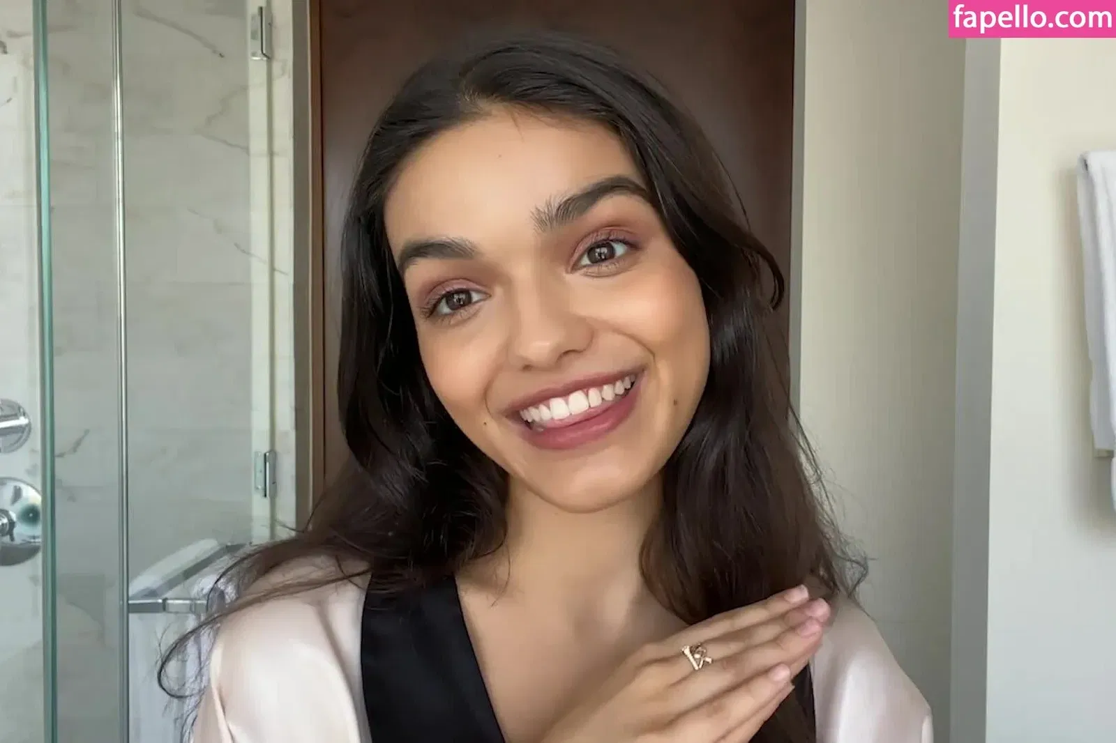 Rachel Zegler Onlyfans Photo Gallery 