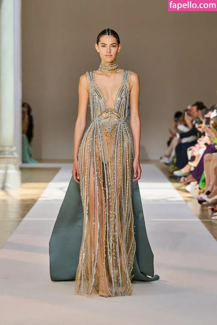 Rachel Zegler Onlyfans Photo Gallery 