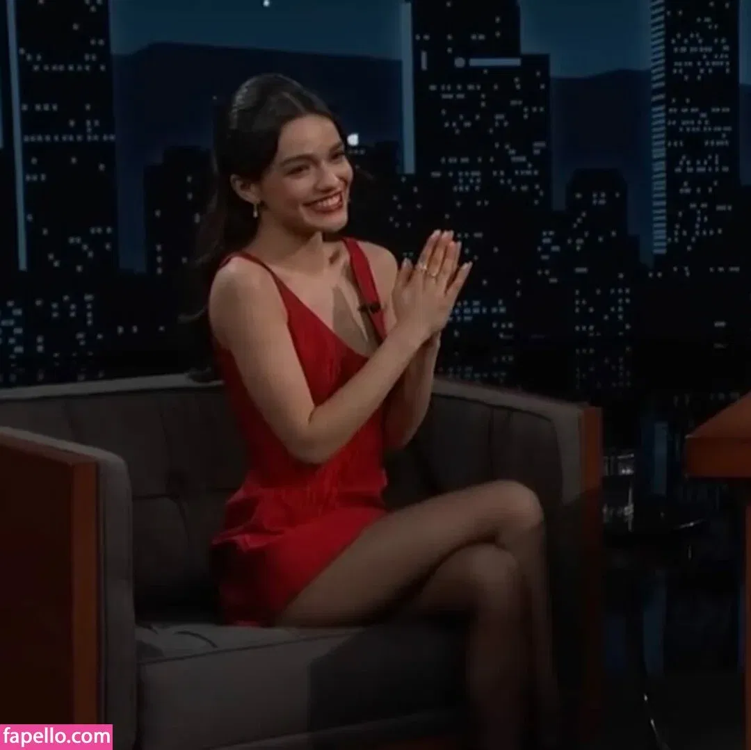 Rachel Zegler Onlyfans Photo Gallery 