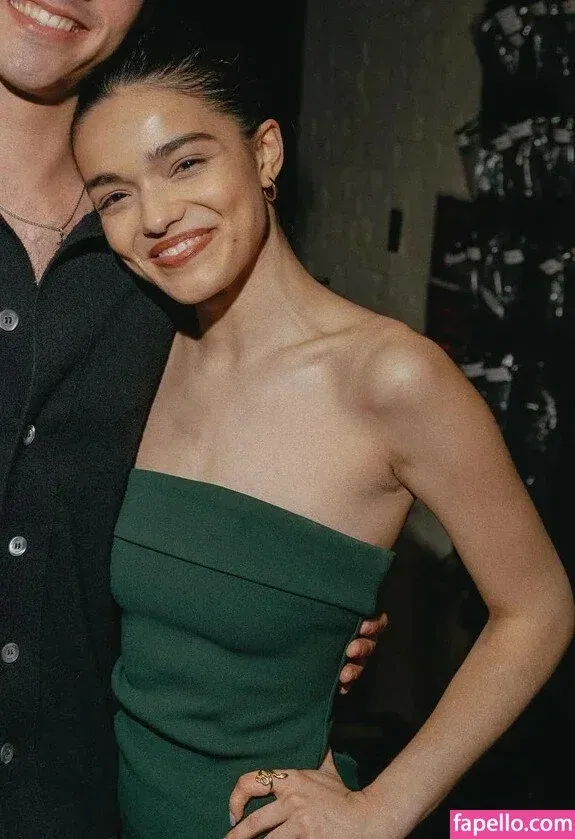 Rachel Zegler Onlyfans Photo Gallery 