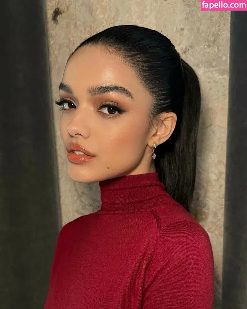 Rachel Zegler Onlyfans Photo Gallery 