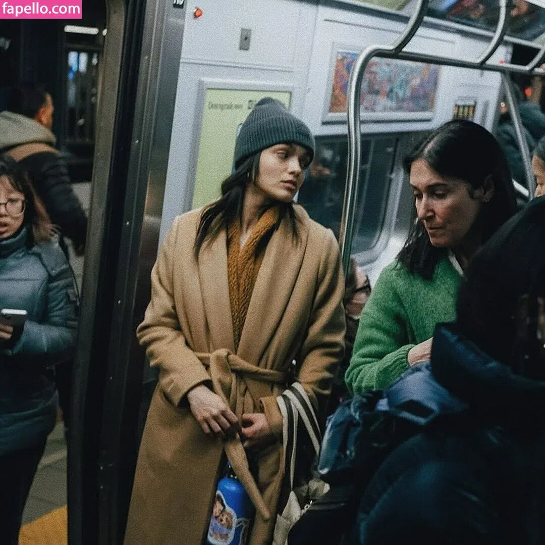 Rachel Zegler Onlyfans Photo Gallery 