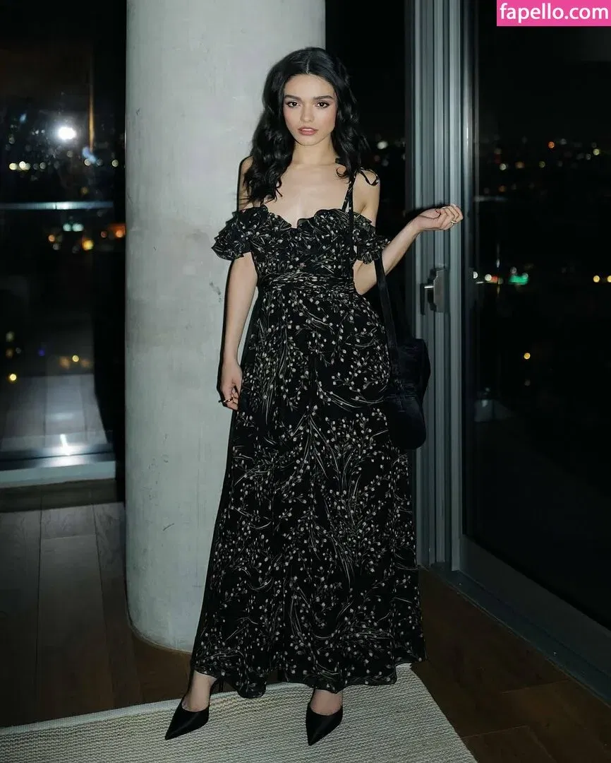 Rachel Zegler Onlyfans Photo Gallery 