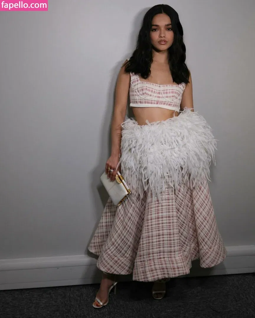 Rachel Zegler Onlyfans Photo Gallery 