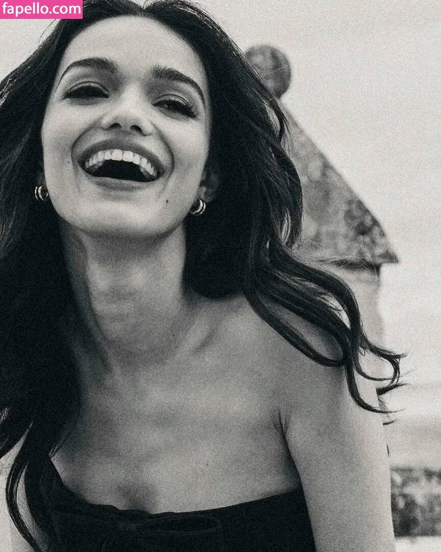 Rachel Zegler Onlyfans Photo Gallery 