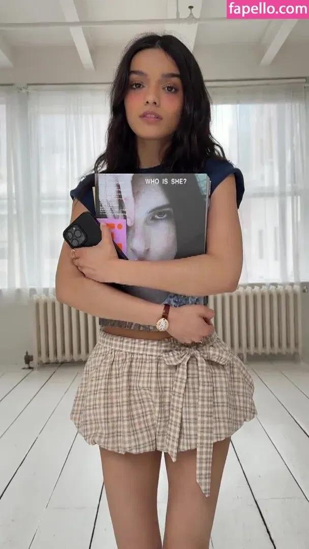 Rachel Zegler Onlyfans Photo Gallery 