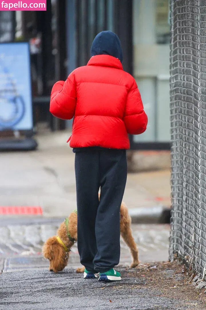 Rachel Zegler Onlyfans Photo Gallery 