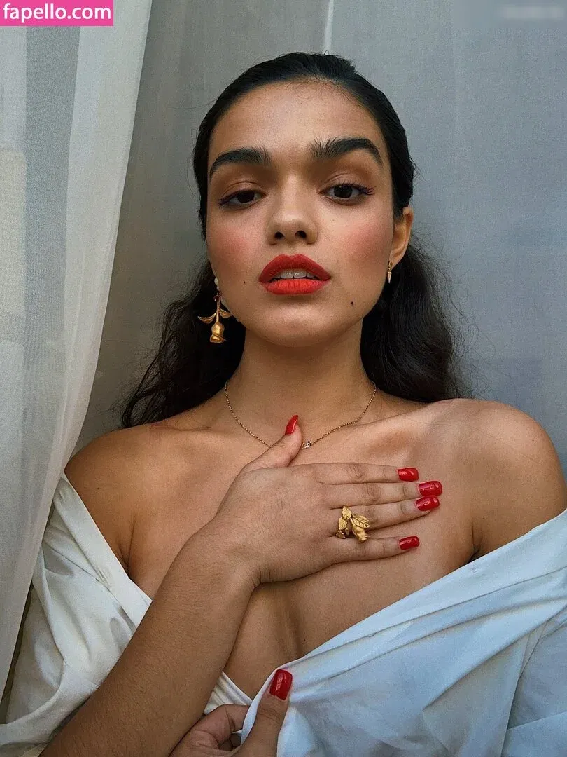 Rachel Zegler Onlyfans Photo Gallery 