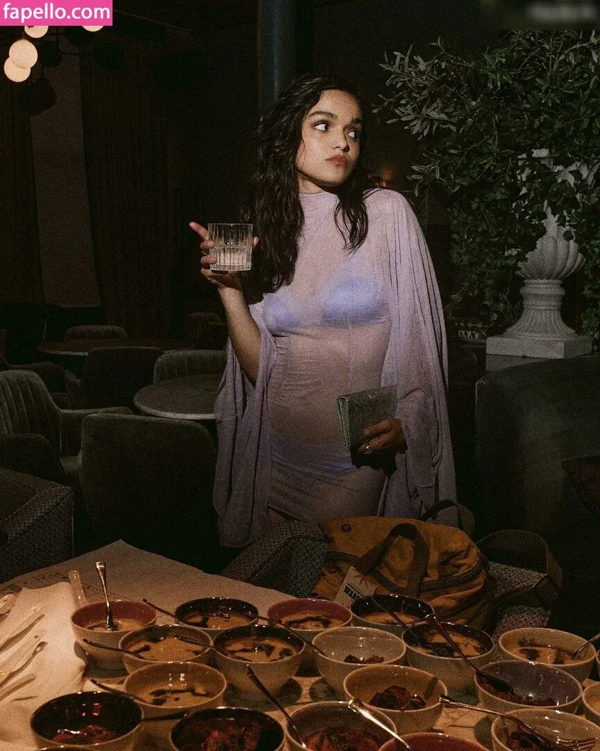 Rachel Zegler Onlyfans Photo Gallery 