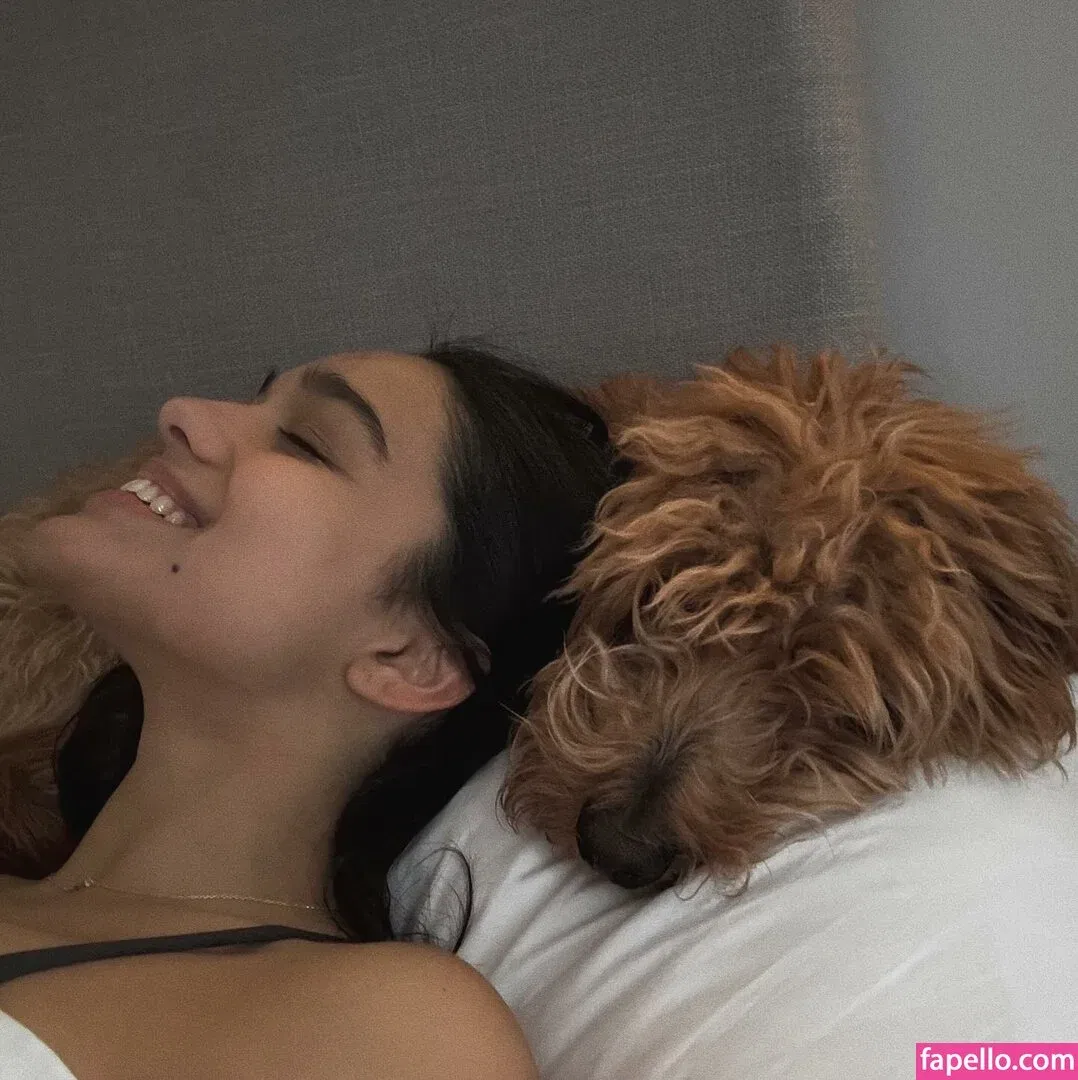 Rachel Zegler Onlyfans Photo Gallery 