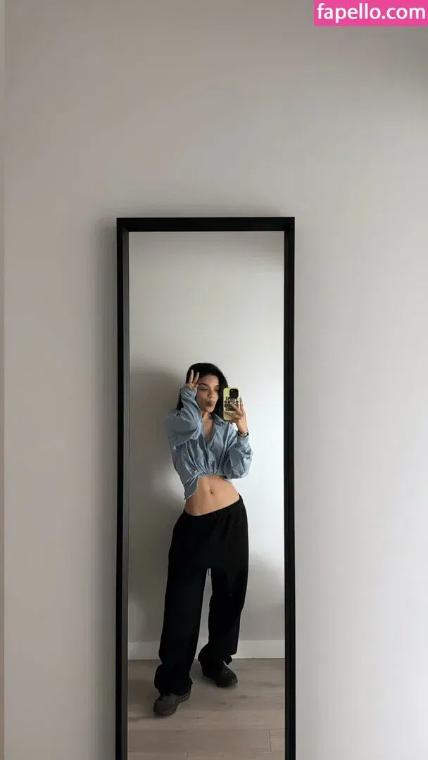 Rachel Zegler Onlyfans Photo Gallery 