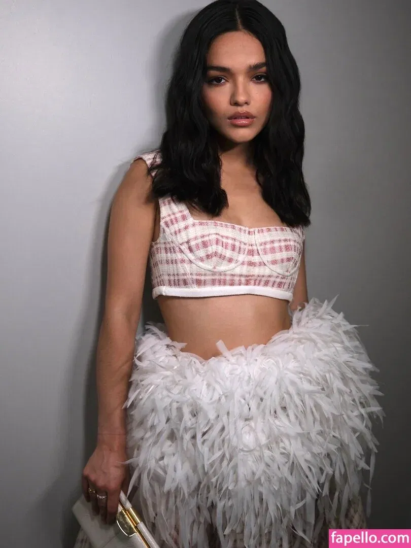 Rachel Zegler Onlyfans Photo Gallery 