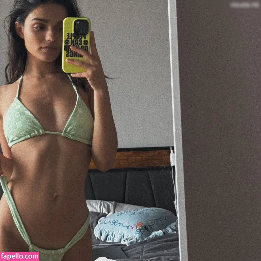 Rachel Zegler Onlyfans Photo Gallery 