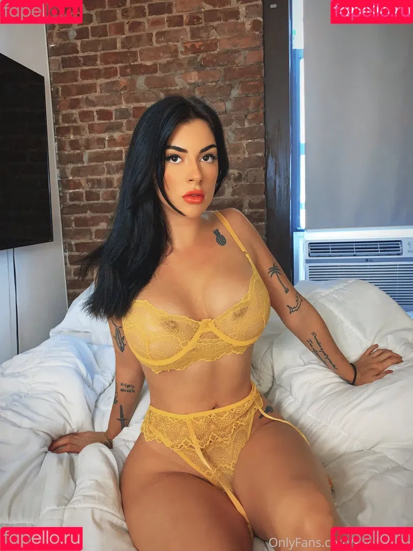 Kennavita Onlyfans Photo Gallery 