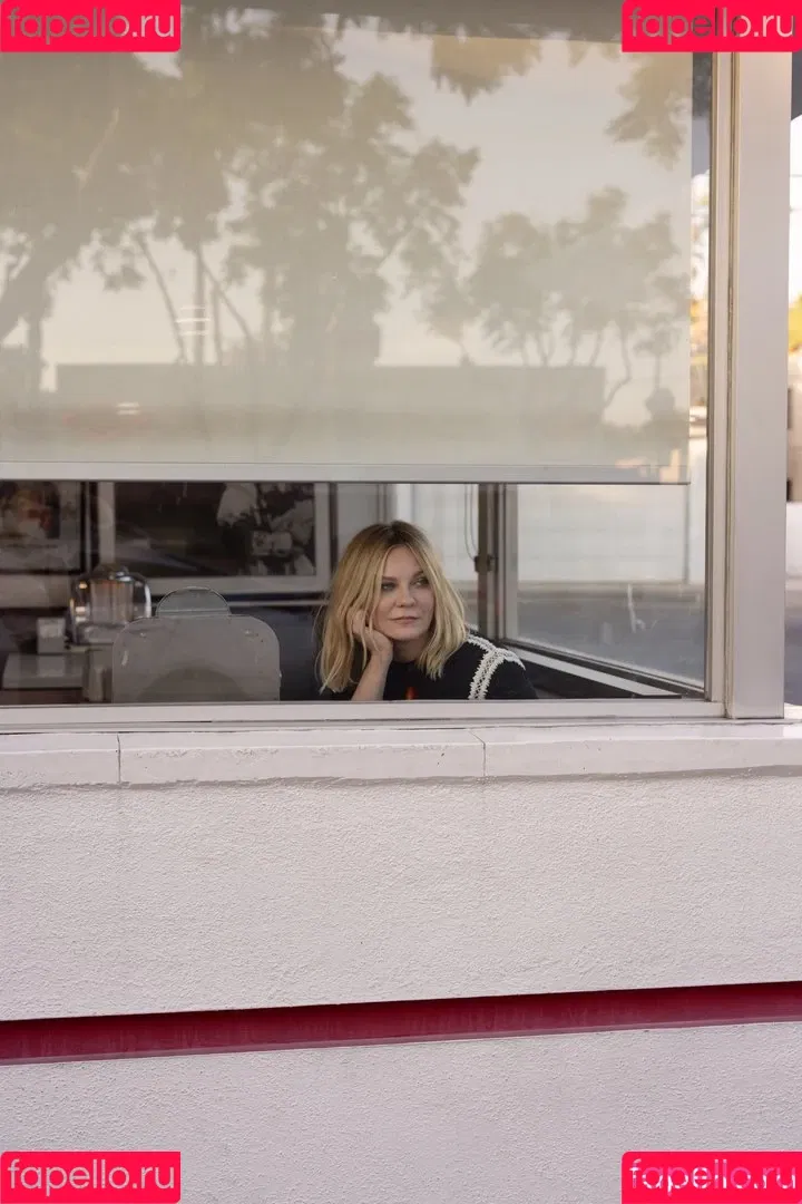Kirsten Dunst Onlyfans Photo Gallery 