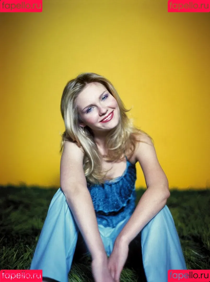 Kirsten Dunst Onlyfans Photo Gallery 