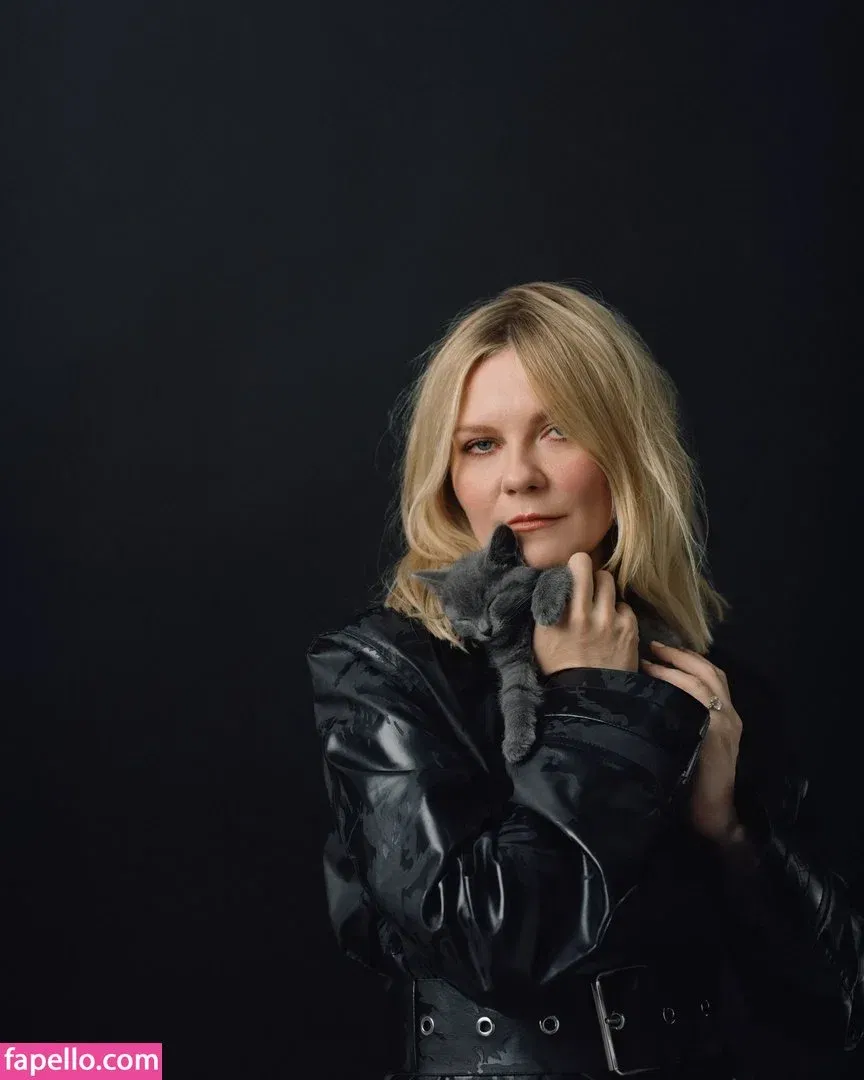 Kirsten Dunst Onlyfans Photo Gallery 