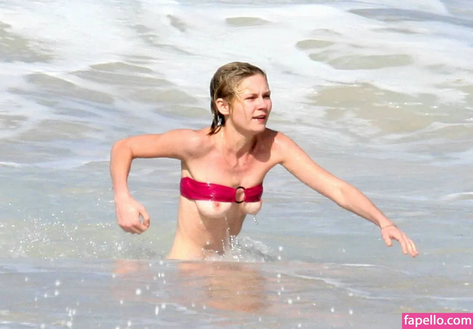 Kirsten Dunst Onlyfans Photo Gallery 