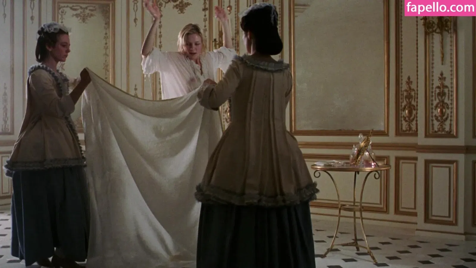 Kirsten Dunst Onlyfans Photo Gallery 