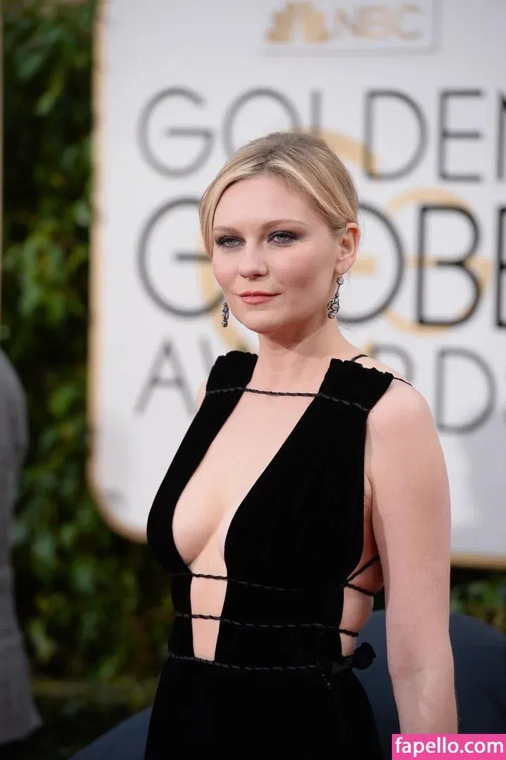 Kirsten Dunst Onlyfans Photo Gallery 