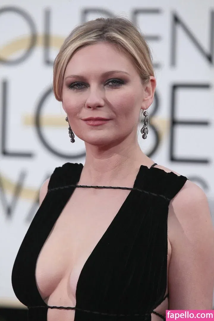 Kirsten Dunst Onlyfans Photo Gallery 