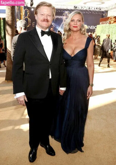 Kirsten Dunst Onlyfans Photo Gallery 