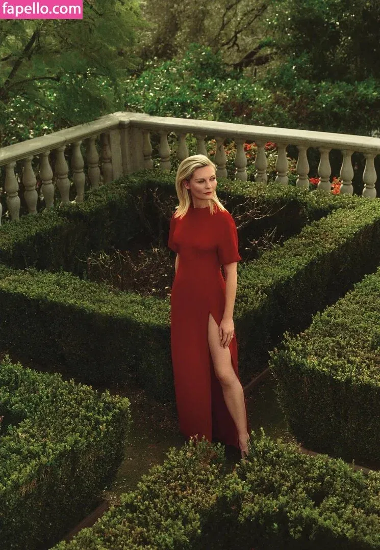 Kirsten Dunst Onlyfans Photo Gallery 