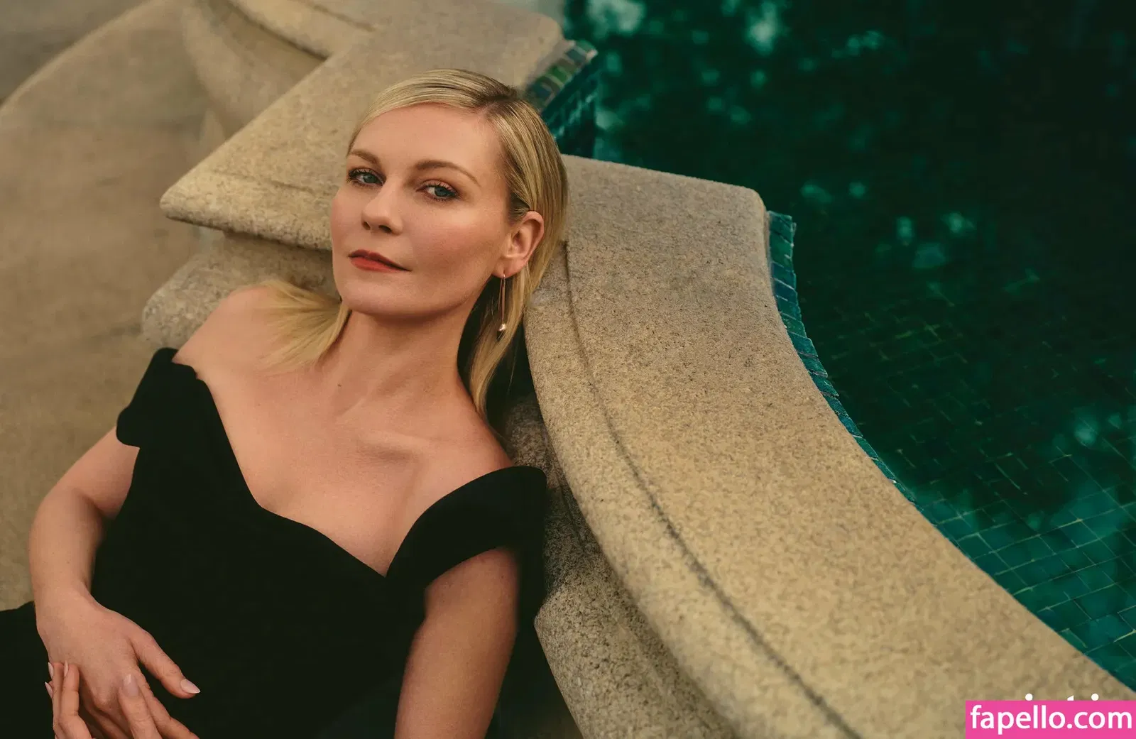 Kirsten Dunst Onlyfans Photo Gallery 