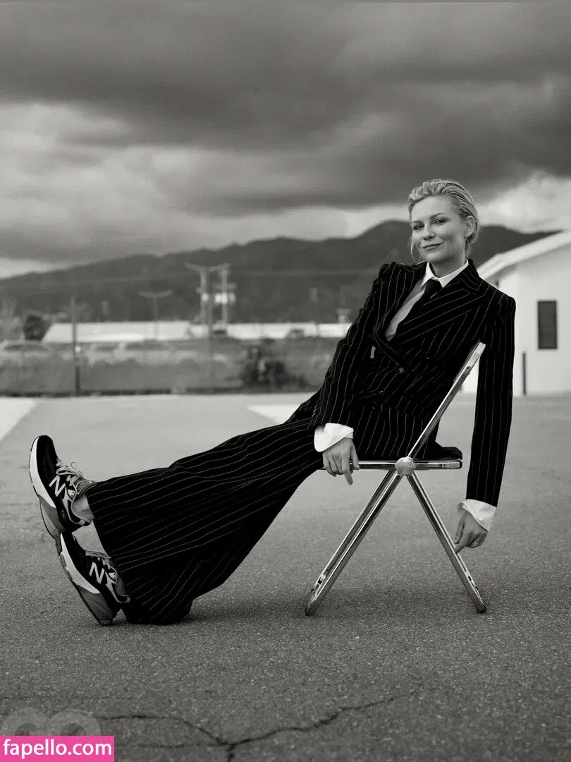 Kirsten Dunst Onlyfans Photo Gallery 