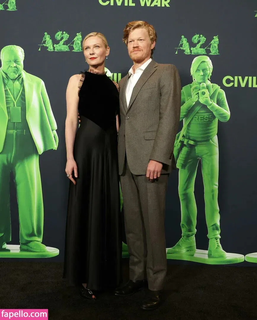 Kirsten Dunst Onlyfans Photo Gallery 