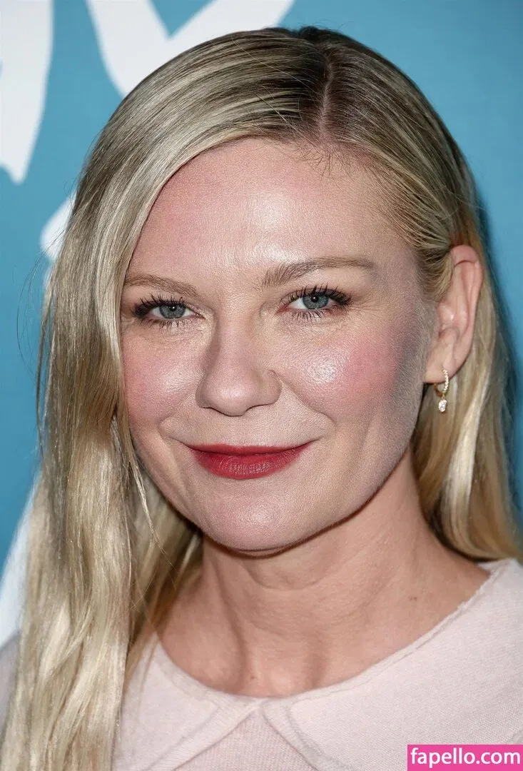 Kirsten Dunst Onlyfans Photo Gallery 