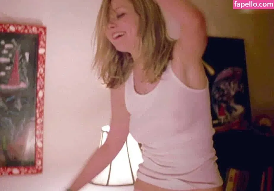 Kirsten Dunst Onlyfans Photo Gallery 