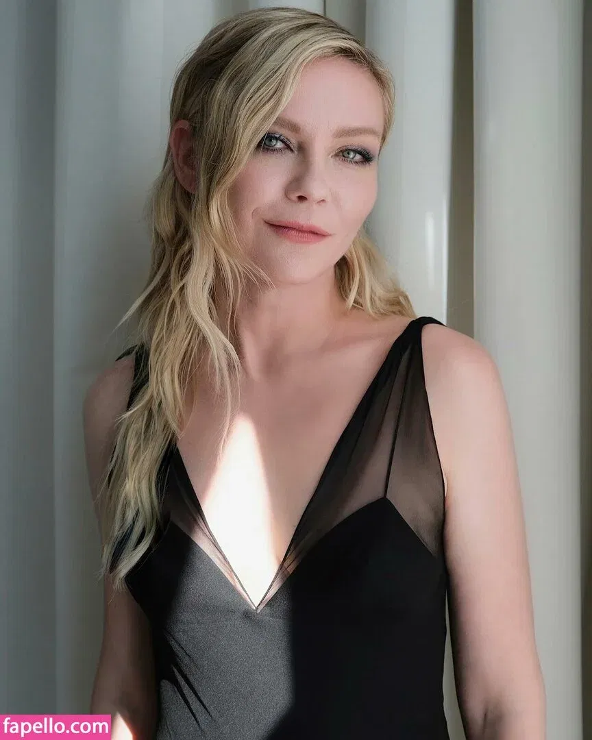 Kirsten Dunst Onlyfans Photo Gallery 