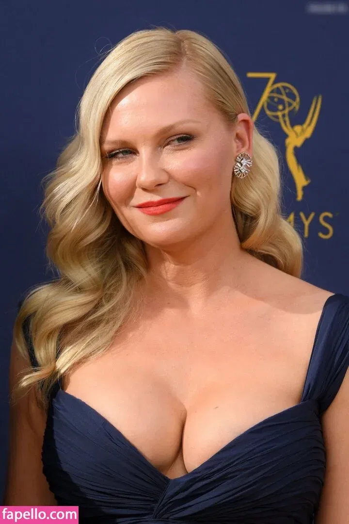 Kirsten Dunst Onlyfans Photo Gallery 