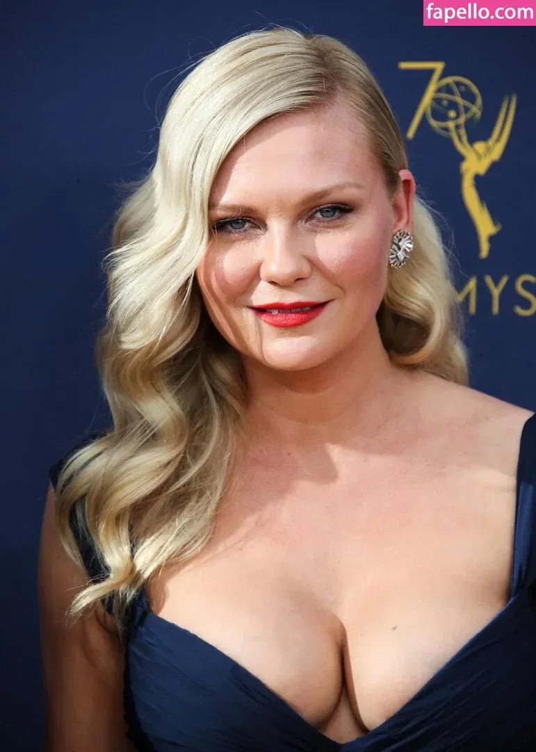 Kirsten Dunst Onlyfans Photo Gallery 