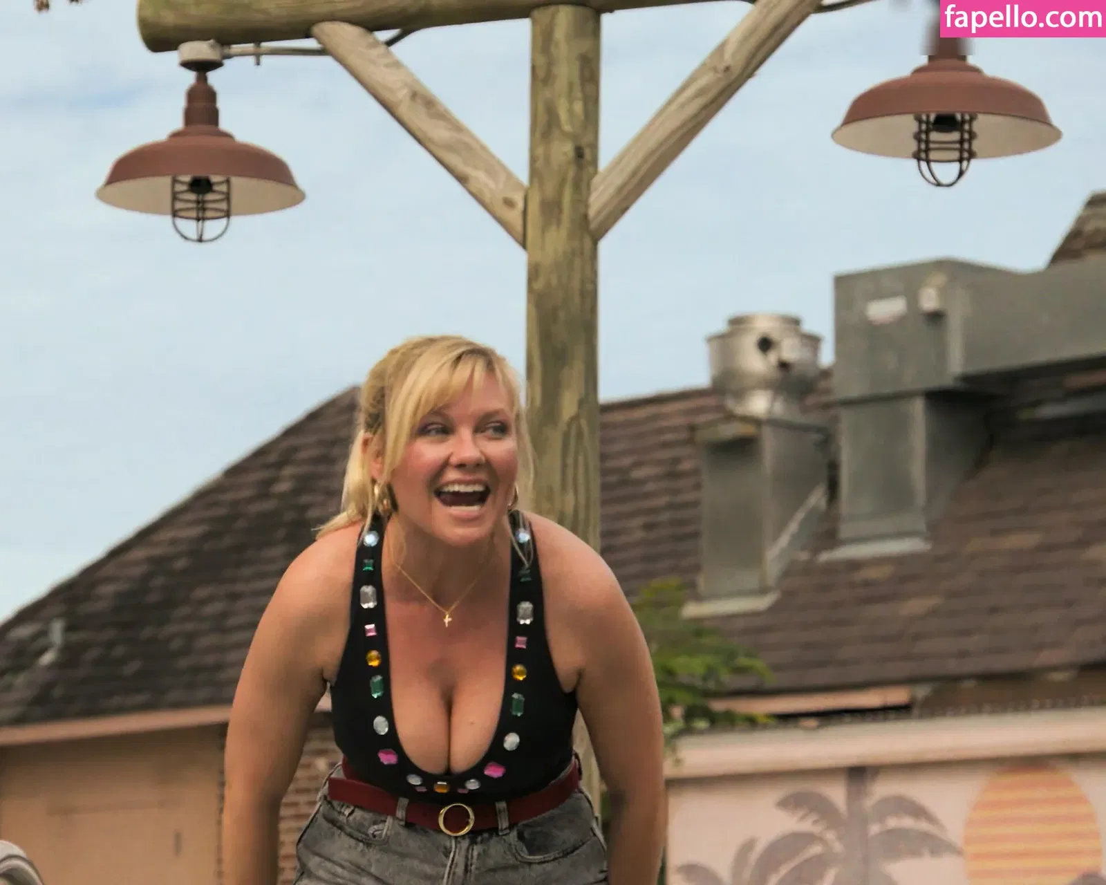 Kirsten Dunst Onlyfans Photo Gallery 