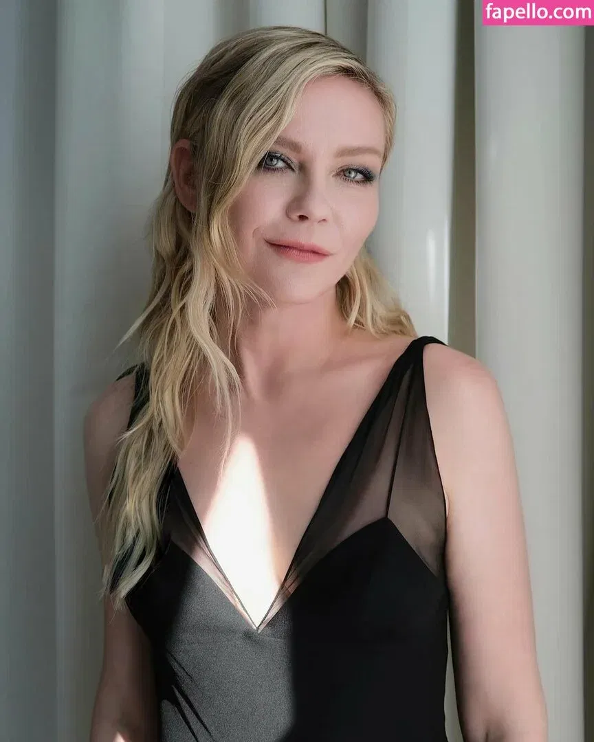 Kirsten Dunst Onlyfans Photo Gallery 