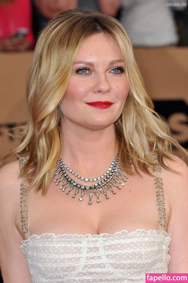 Kirsten Dunst Onlyfans Photo Gallery 